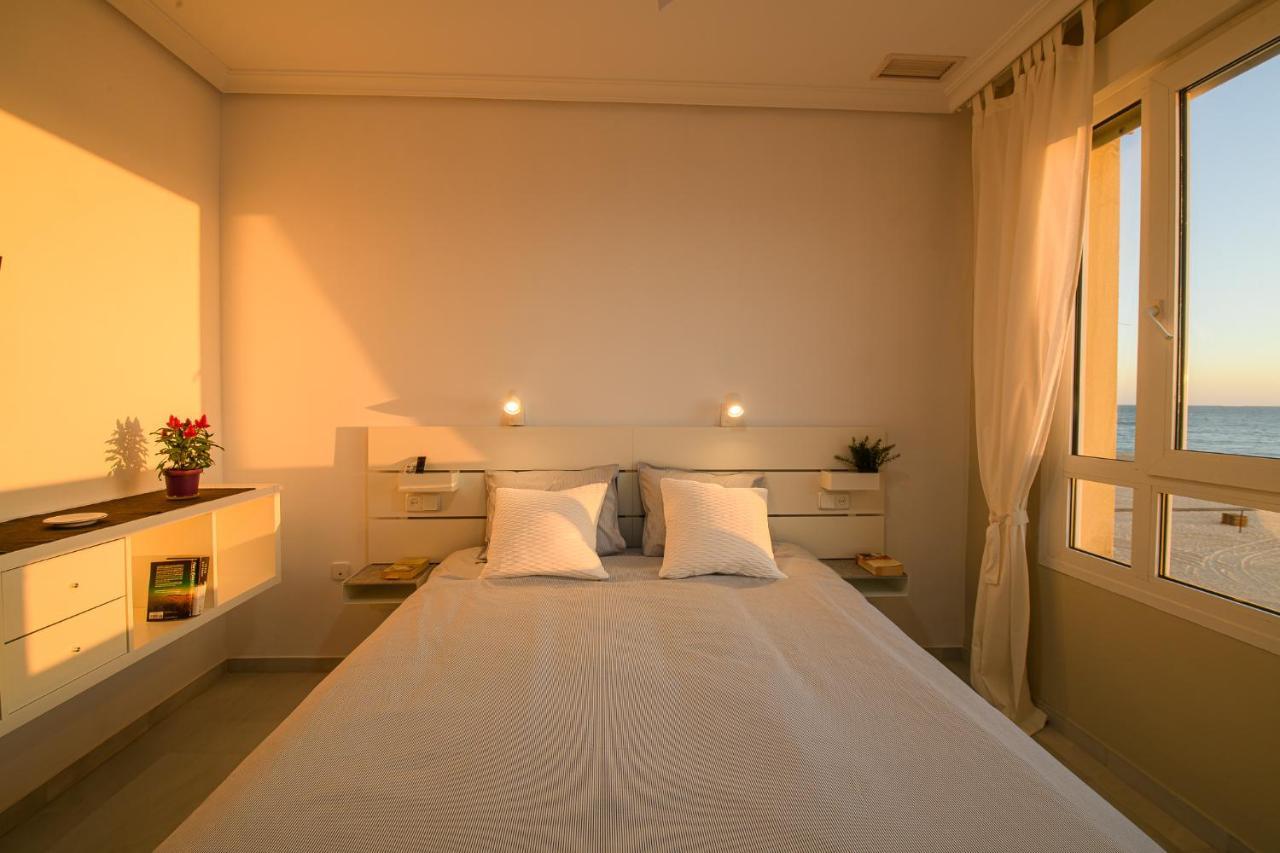 Preciado Apartamento Con Vistas Frontales Al Mar Cádiz Eksteriør billede