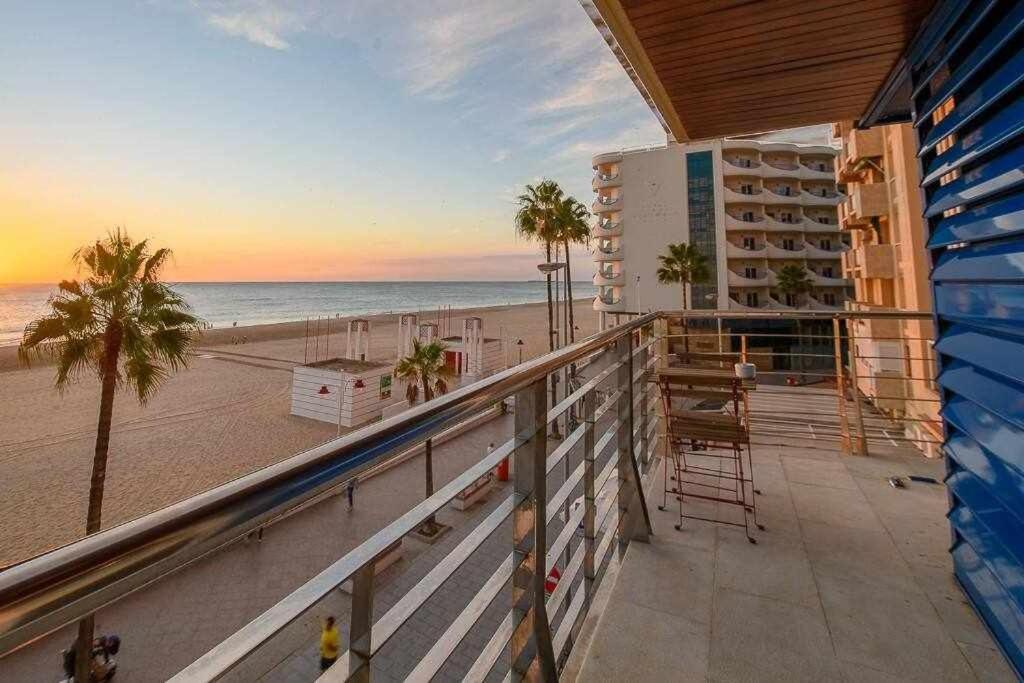 Preciado Apartamento Con Vistas Frontales Al Mar Cádiz Eksteriør billede